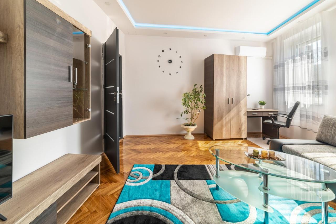 Ferienwohnung Ro-Land Vendeghaz Miskolc Exterior foto